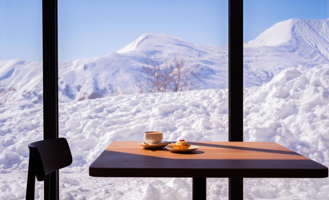 Alpina Hotel Gudauri Bagian luar foto