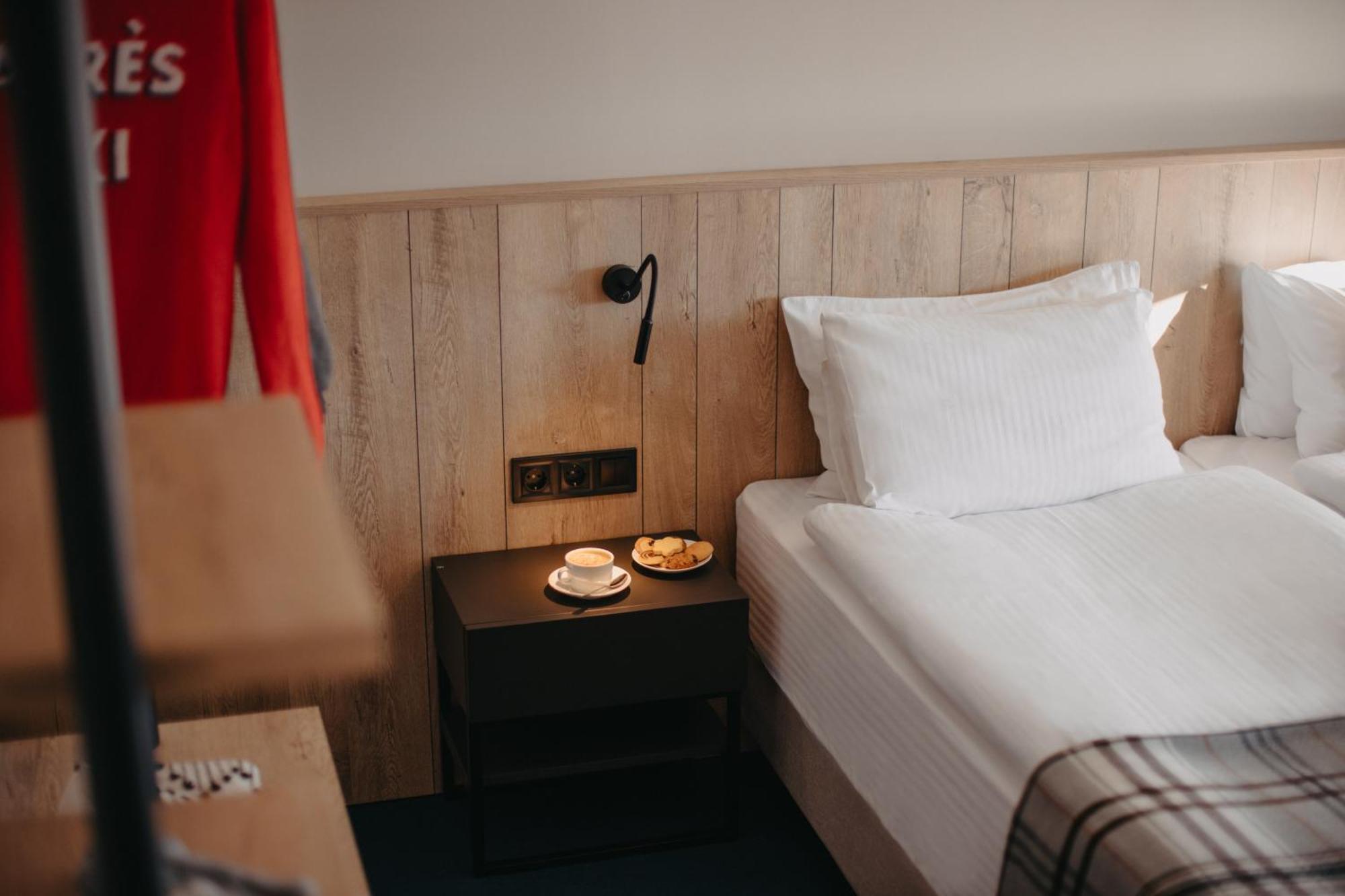 Alpina Hotel Gudauri Bagian luar foto