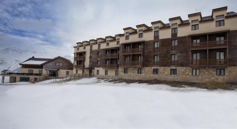 Alpina Hotel Gudauri Bagian luar foto